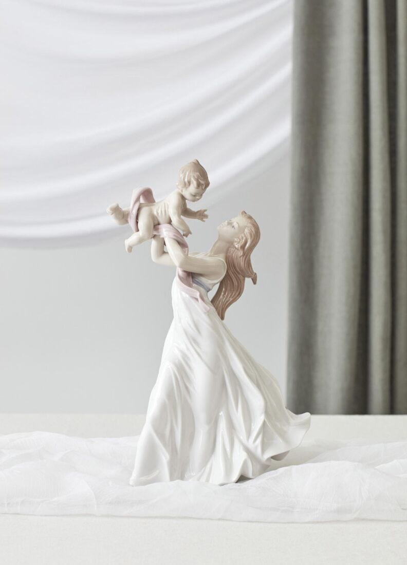 Lladro Figura Madre Mi Precioso Bebé