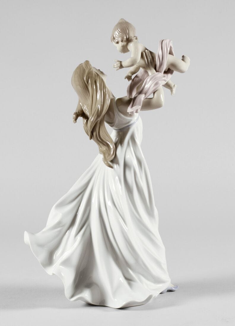 Lladro Figura Madre Mi Precioso Bebé