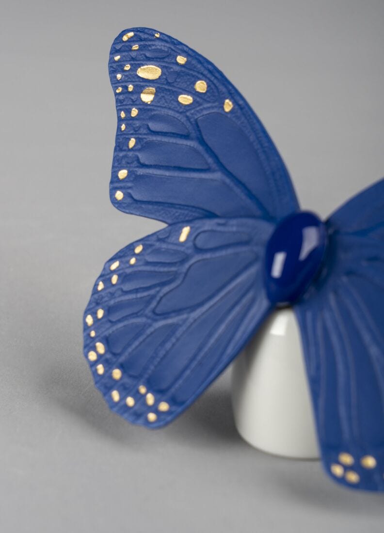 Lladro Figura Mariposa. Lustre Oro Y Azul