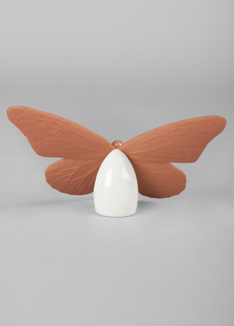 Lladro Figura Mariposa. Lustre Oro Y Coral