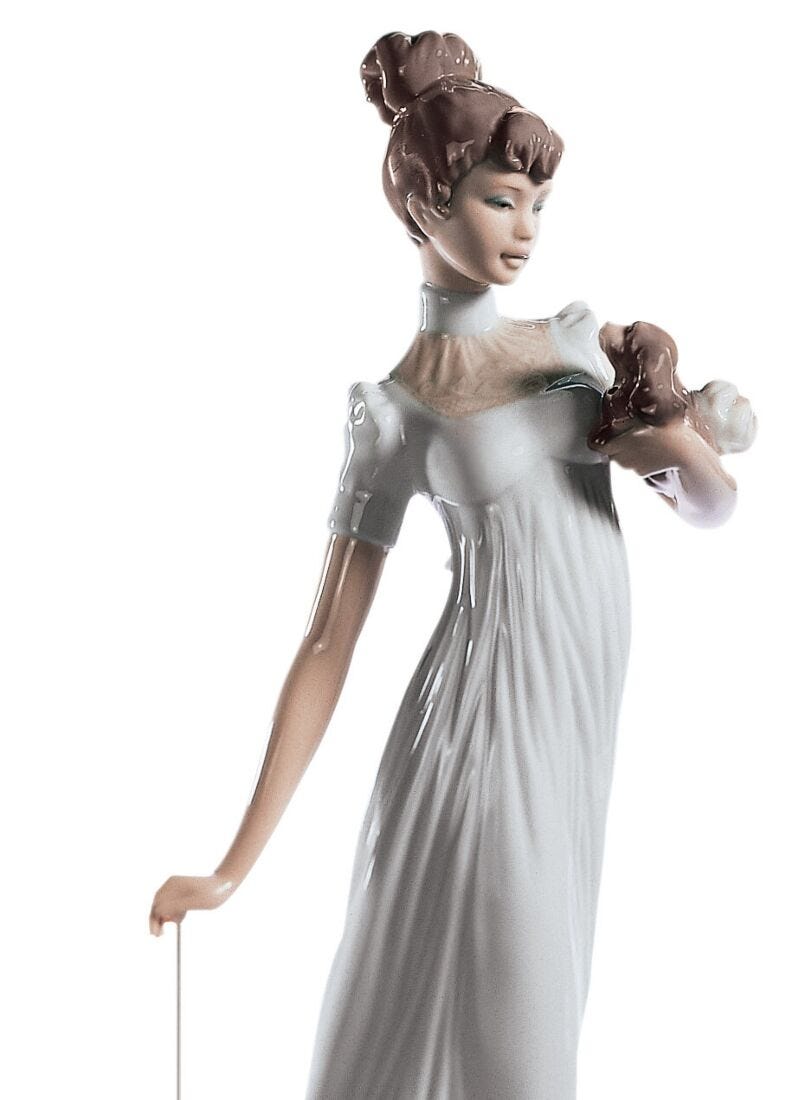 Lladro Figura Mujer Alta Sociedad
