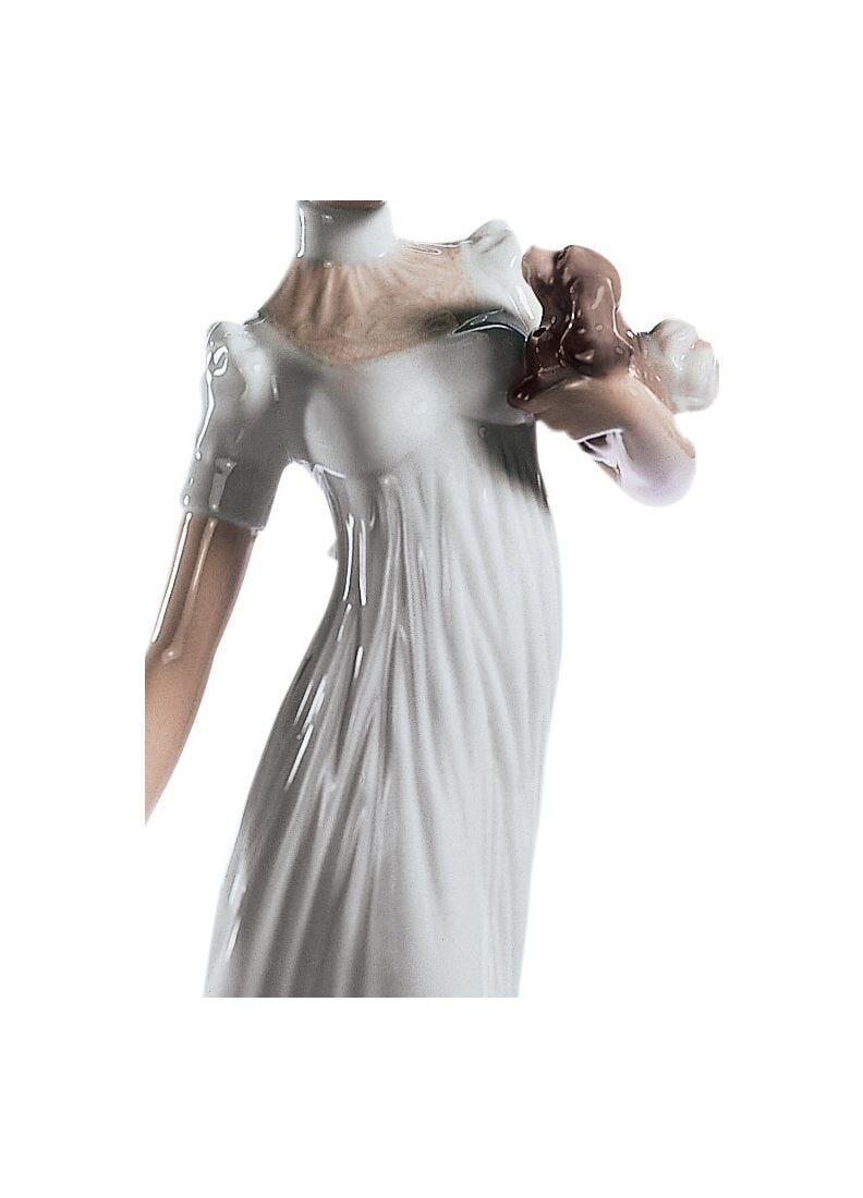 Lladro Figura Mujer Alta Sociedad