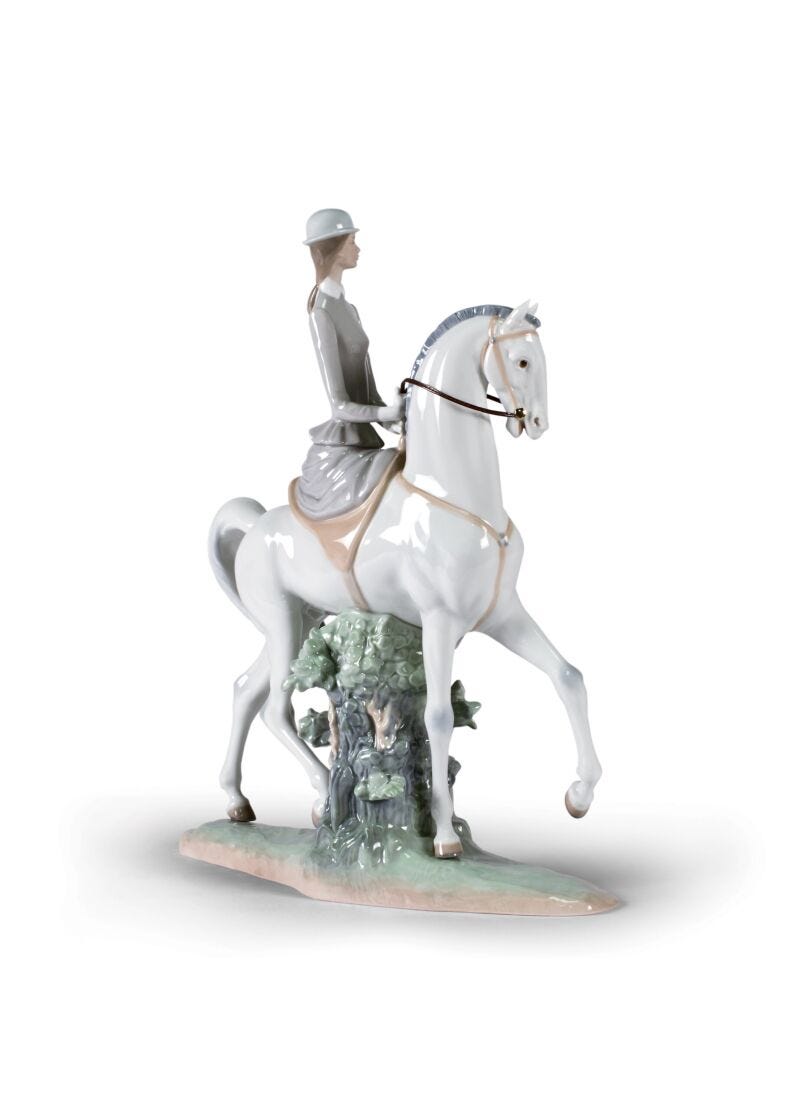Lladro Figura Mujer Amazona