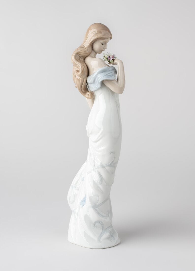 Lladro Figura Mujer El Susurro De Las Flores