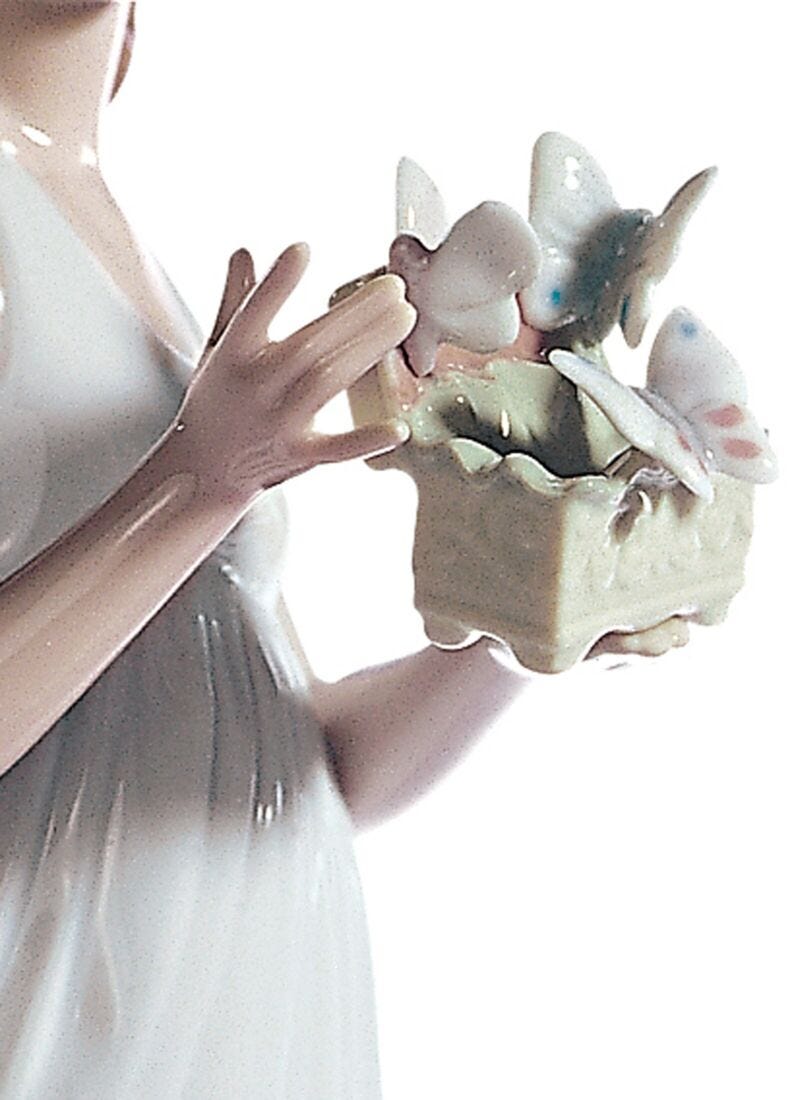 Lladro Figura Mujer Tesoros Del Aire