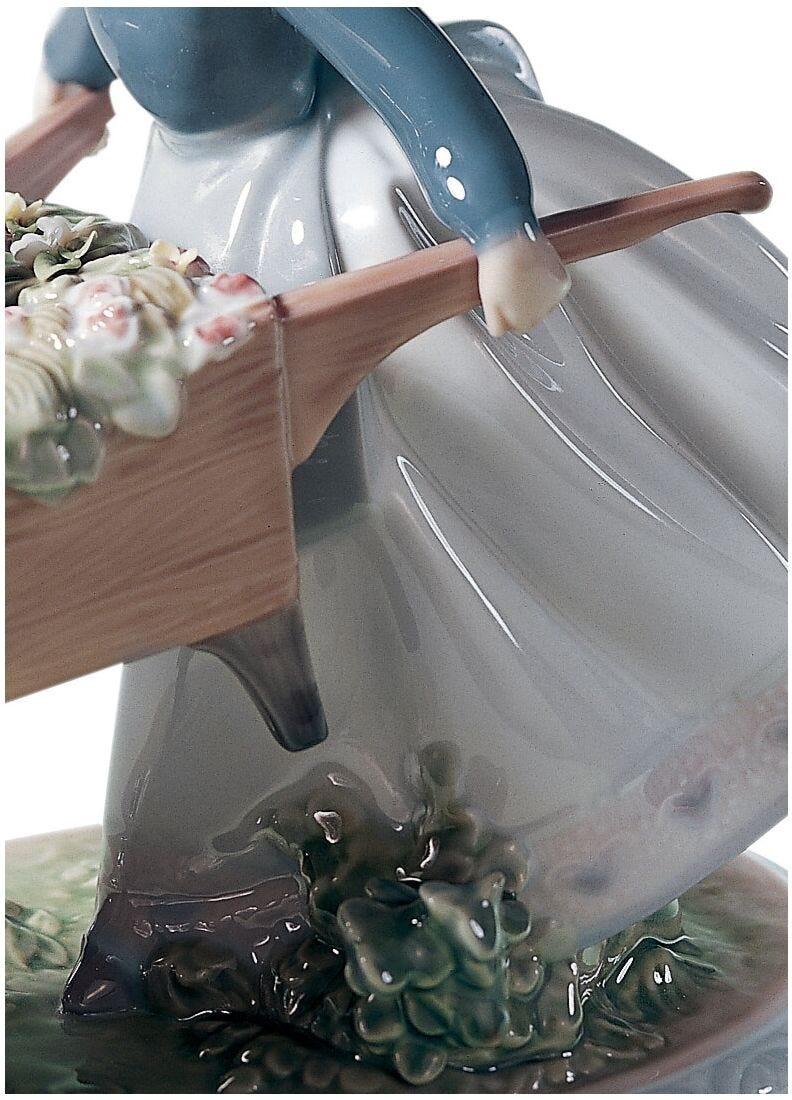 Lladro Figura Niña A La Carrera