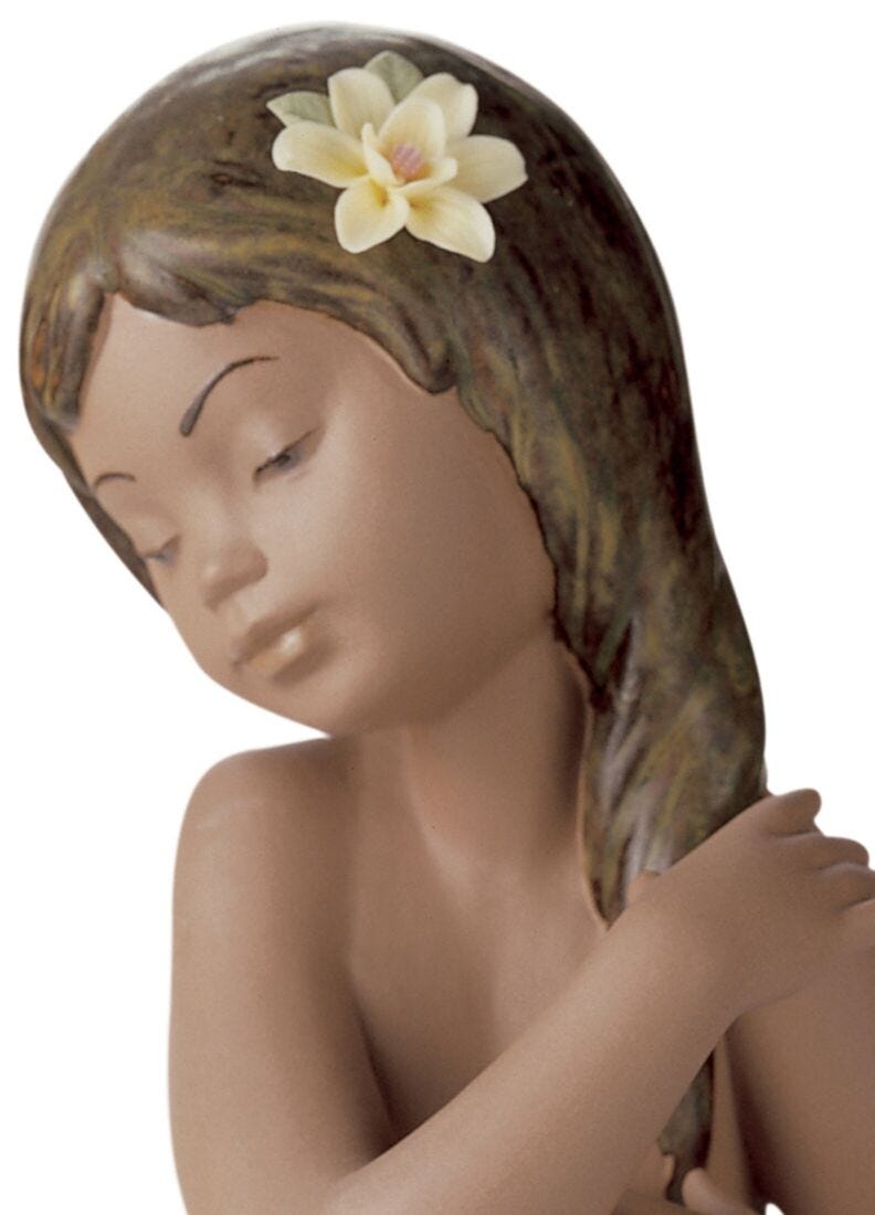 lladro Figura niña Brisa del Pacífico