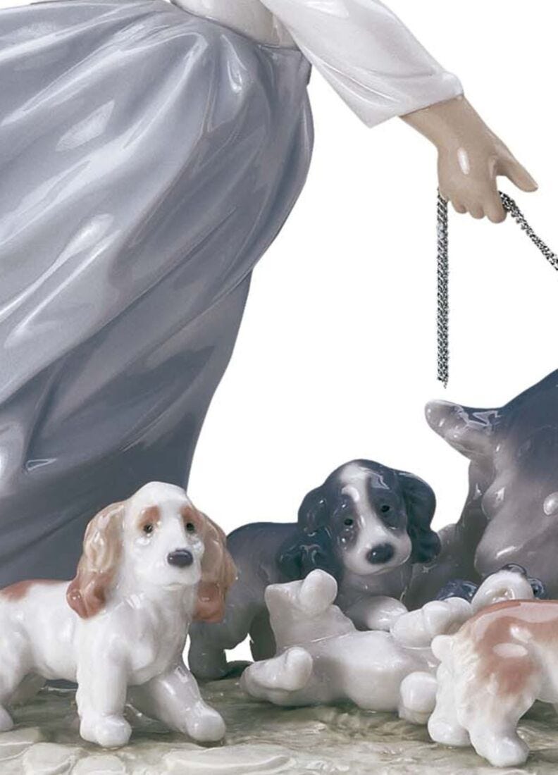 Lladro Figura Niña Con Perros La Gran Familia