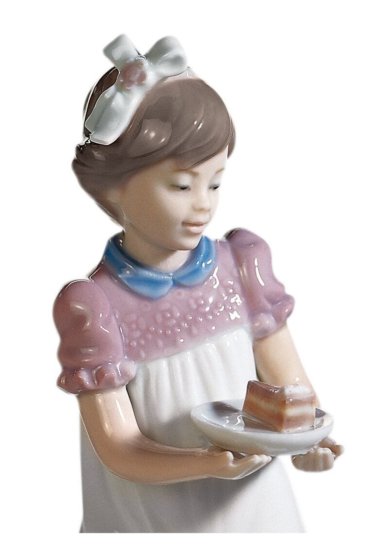 Lladro Figura Niña Con Tarta