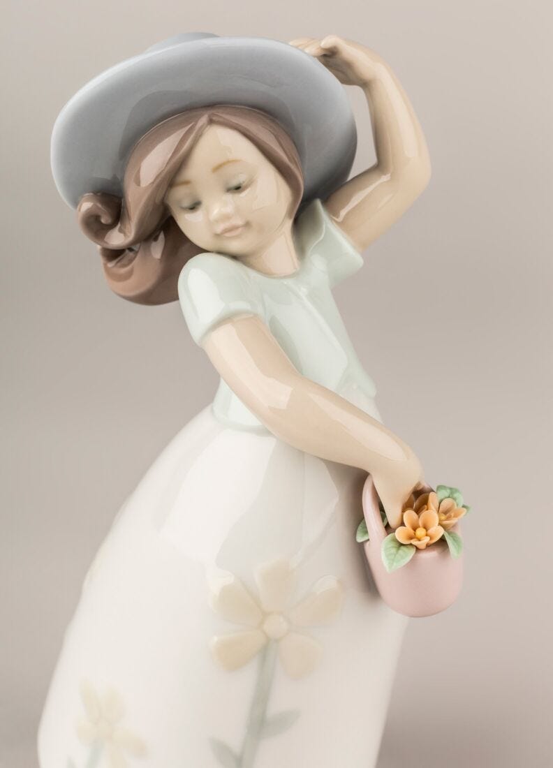 Lladro Figura Niña Pequeña Margarita