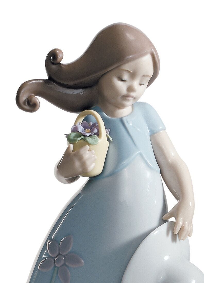 Lladro Figura Niña Pequeña Violeta