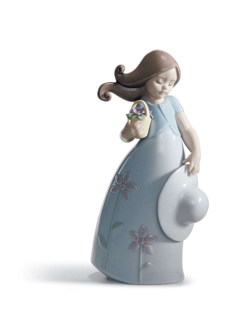 lladro Figura niña Pequeña Violeta