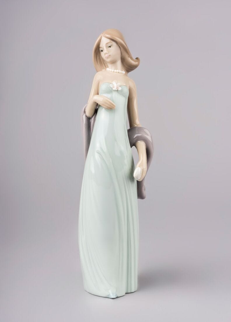 Lladro Figura Niña Vestido De Noche