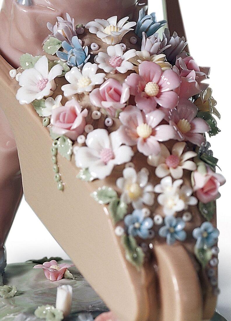 Lladro Figura Niño Carretilla Con Flores