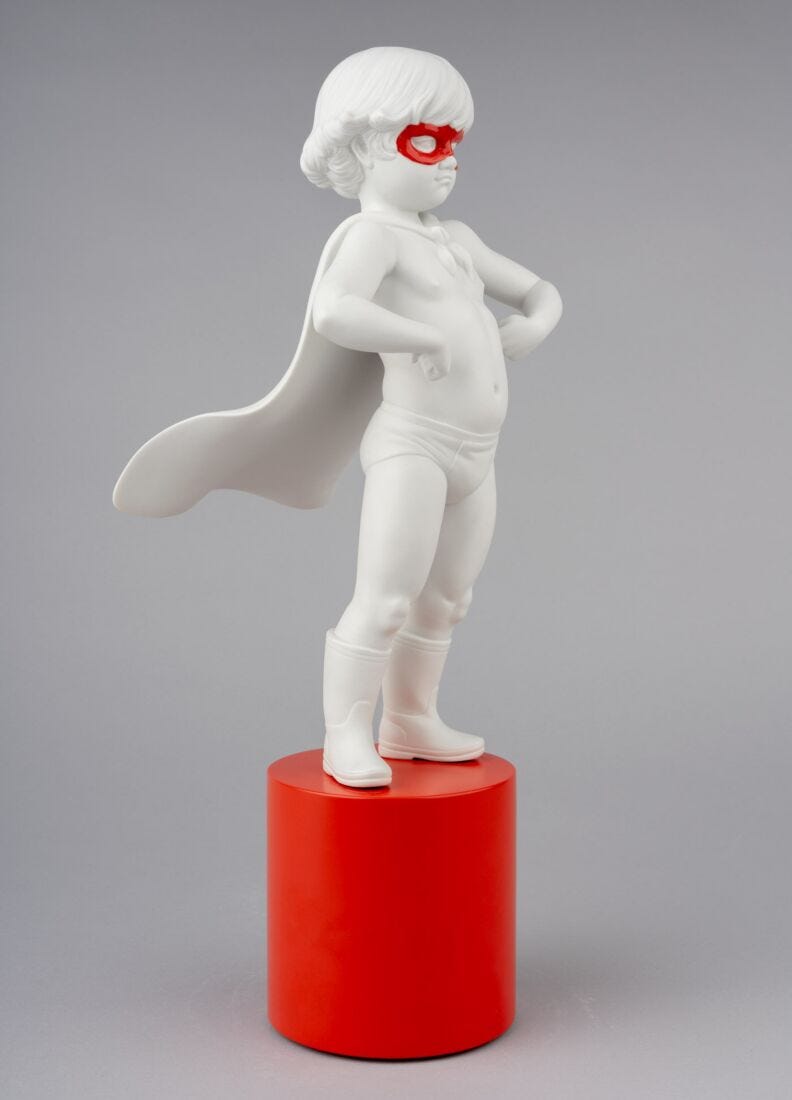 Lladro Figura Niño Héroe Al Rescate