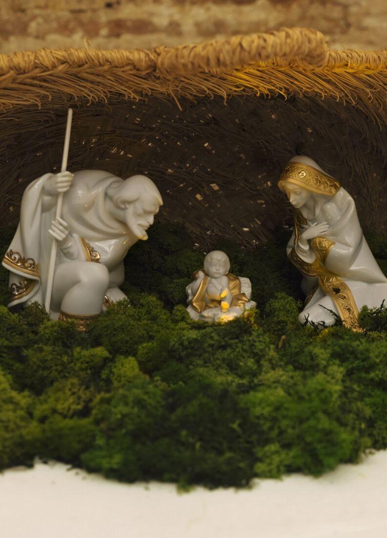 lladro Figura Niño Jesús en Belén. Lustre oro
