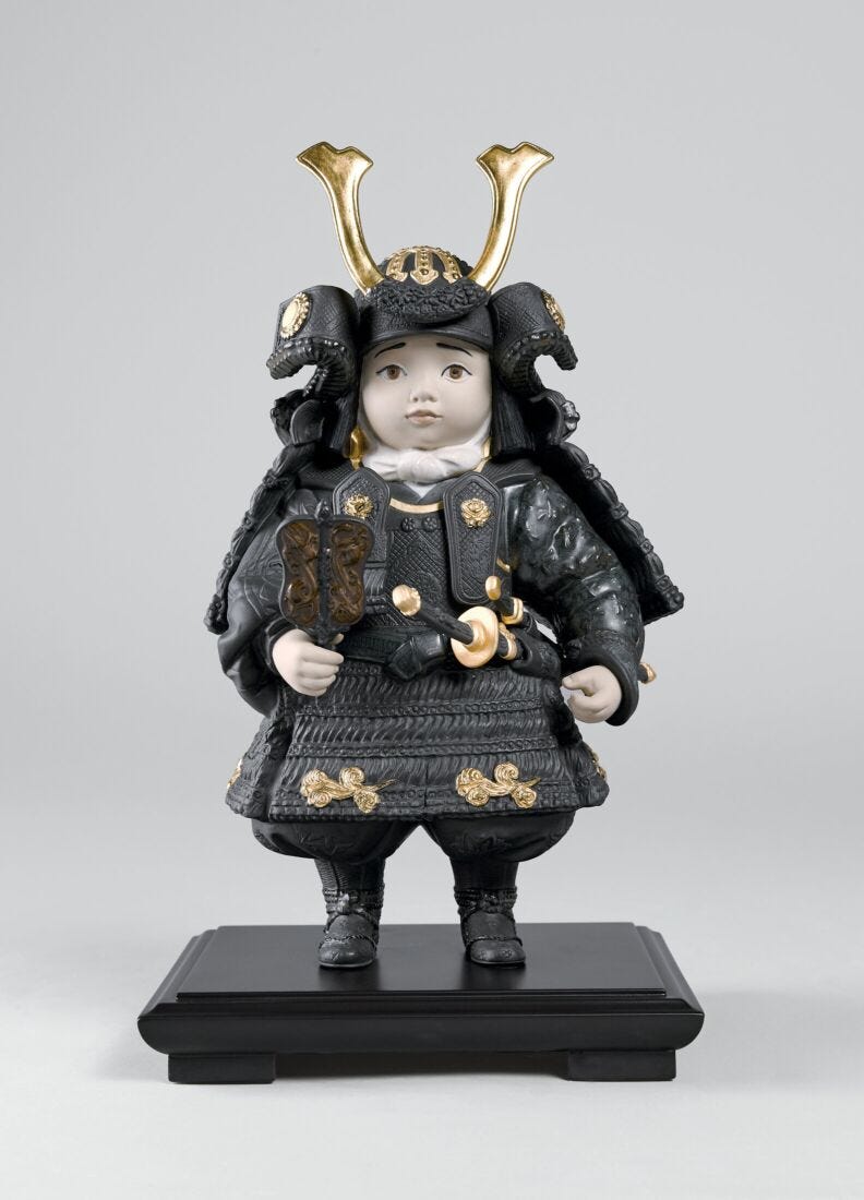 Lladro Figura Niño Samurái. Lustre Oro