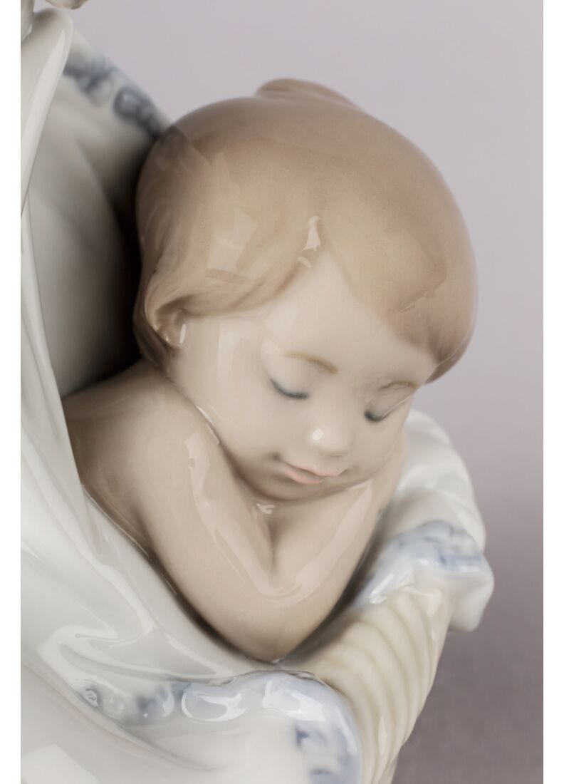lladro Figura niño Tiernos sueños