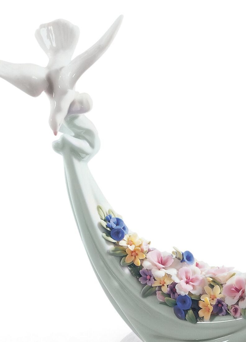 Lladro Figura Palomas Flores Del Cielo