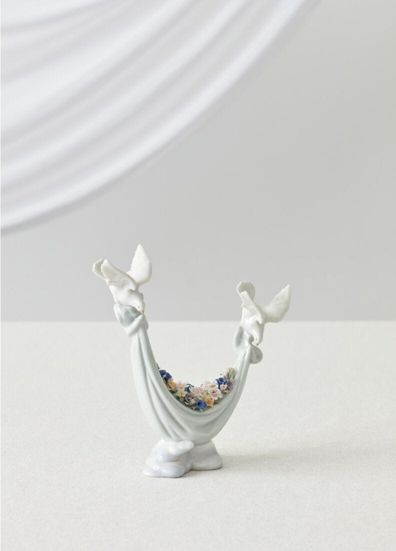 Lladro Figura Palomas Flores Del Cielo