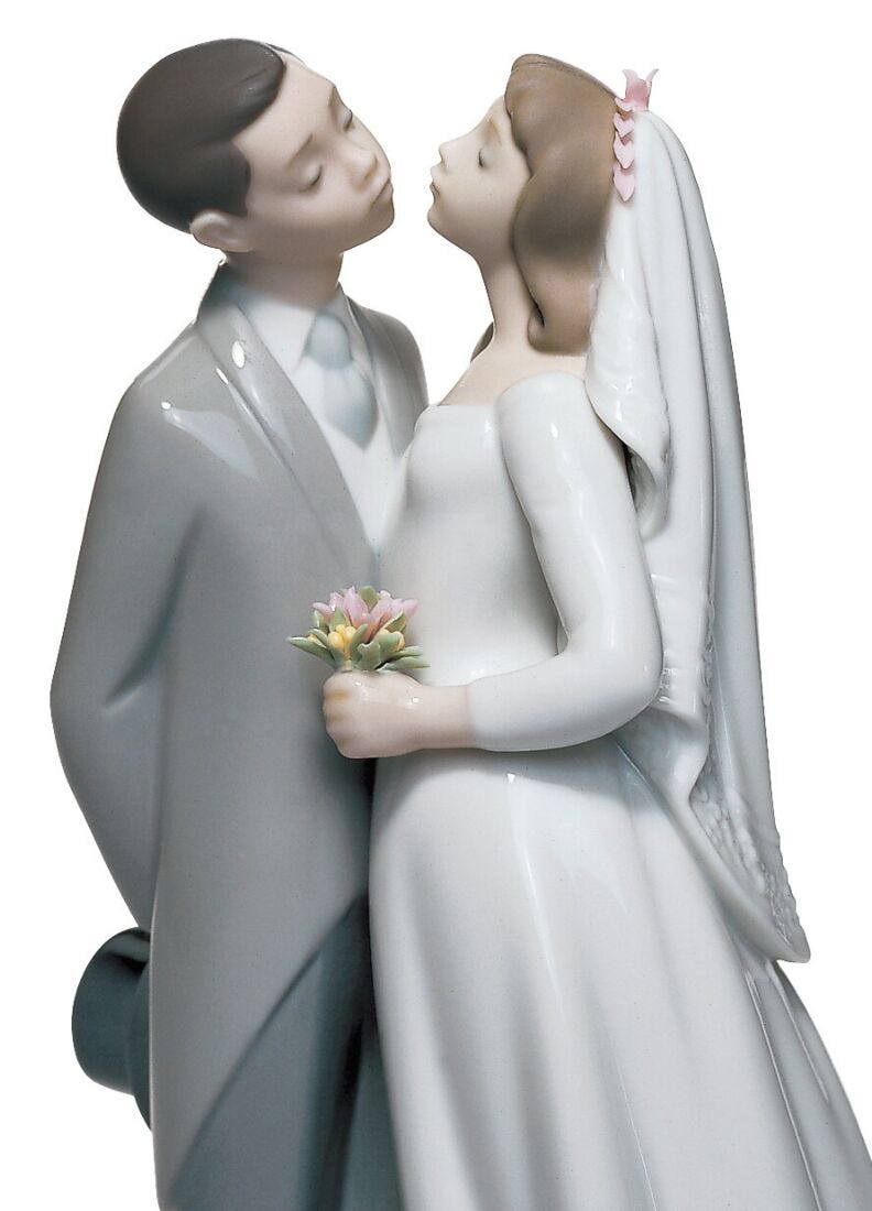 Lladro Figura Pareja Beso De Boda