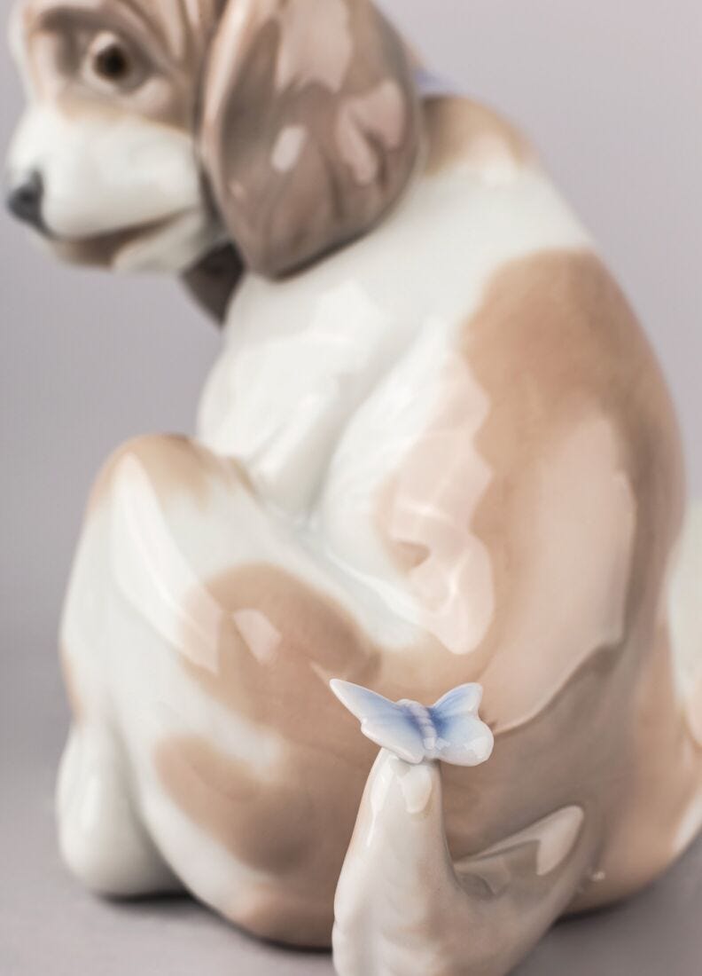 lladro Figura Perrito con mariposa