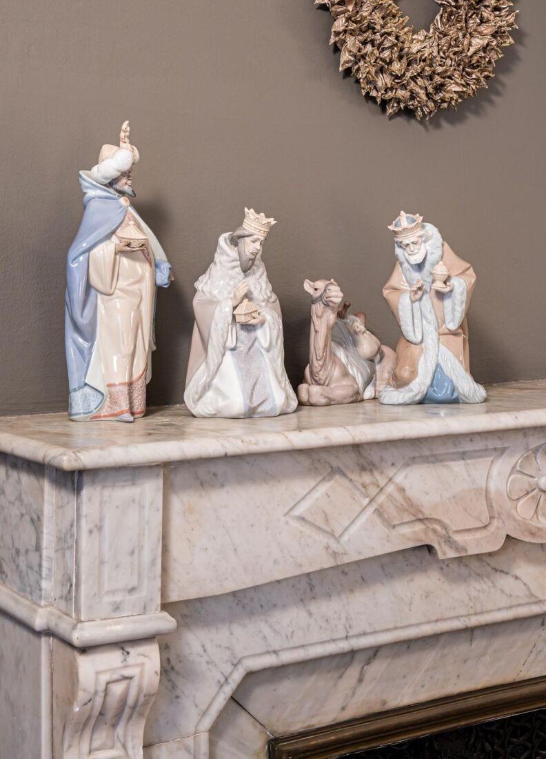 Lladro Figura Rey Baltasar En Belén-II