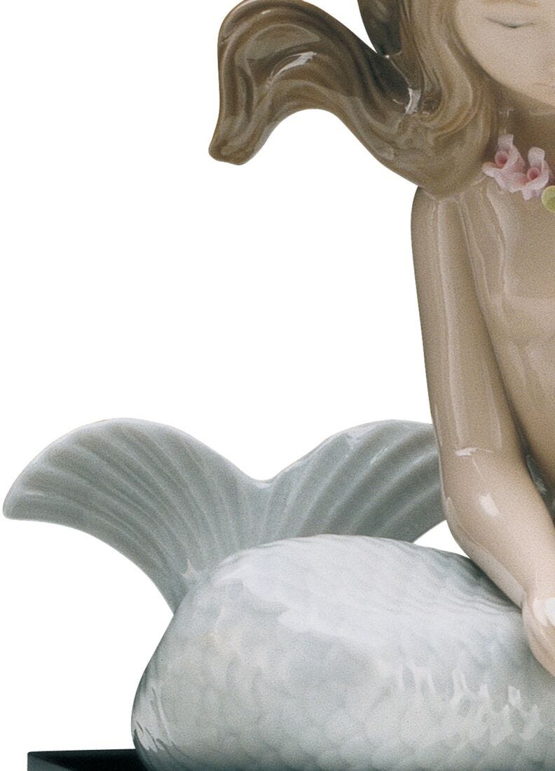 Lladro Figura Sirena Con Brazos En Costado
