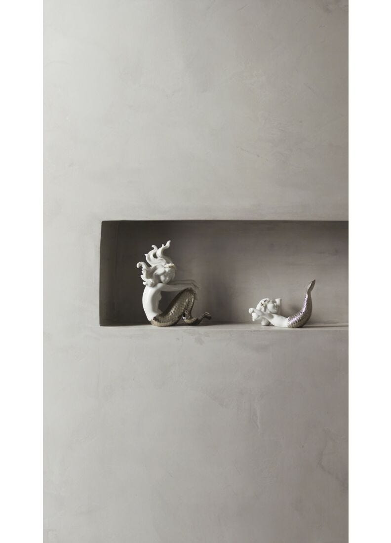 lladro Figura Sirena con brazos en costado