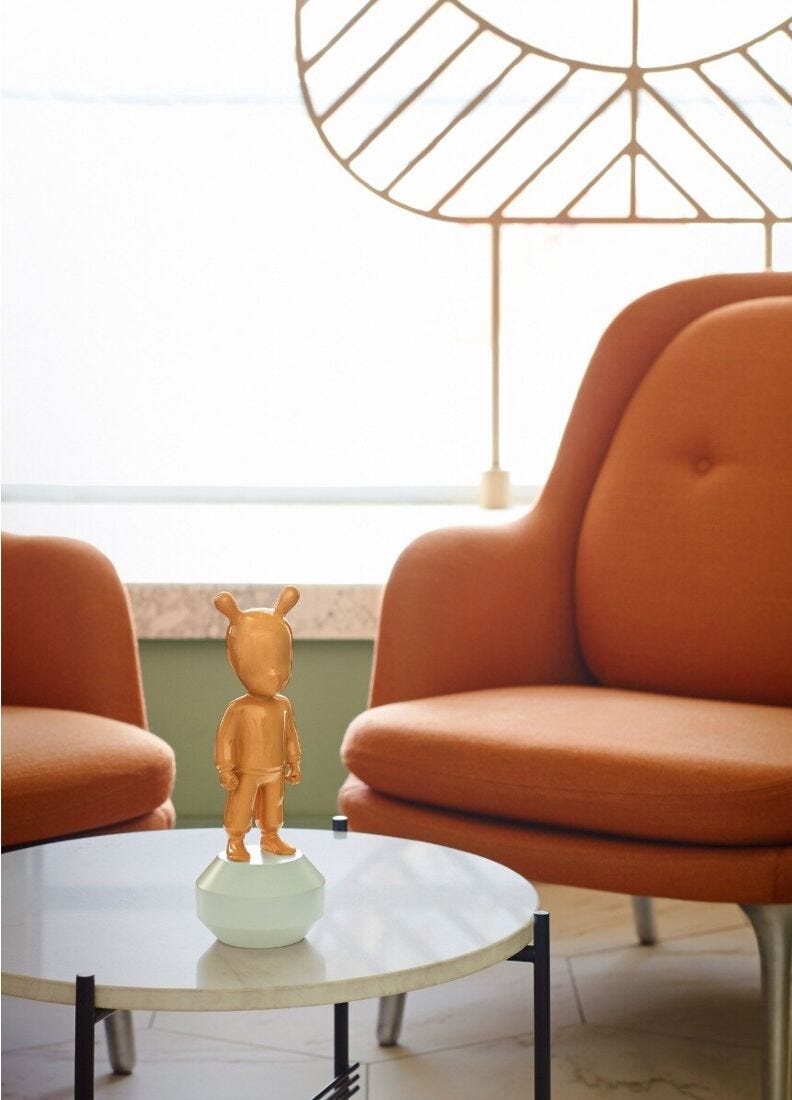 Lladro Figura The Orange Guest. Pequeña