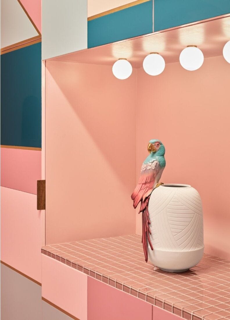 Lladro Jarrón Guacamayo. Rojo