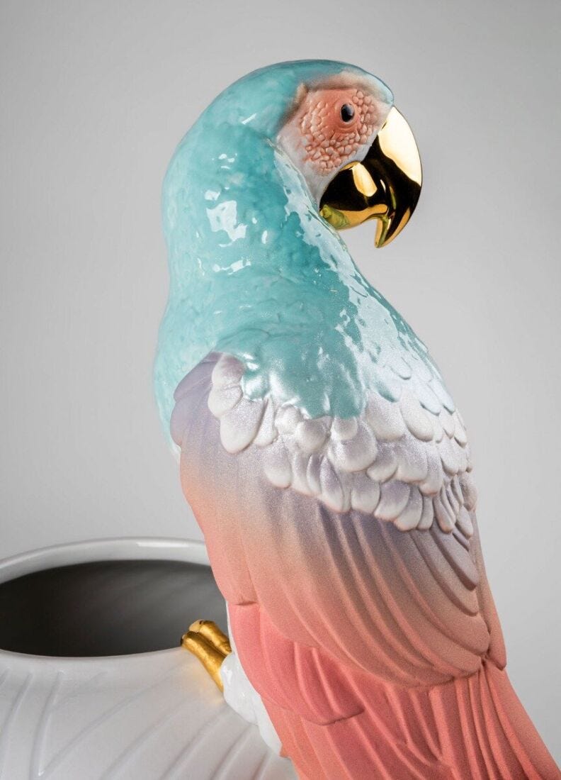 Lladro Jarrón Guacamayo. Rojo