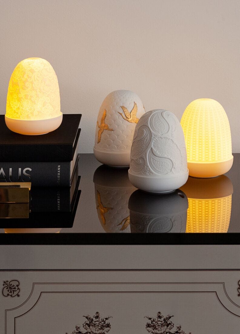 Lladro Lámpara De Mesa Paisley Dome