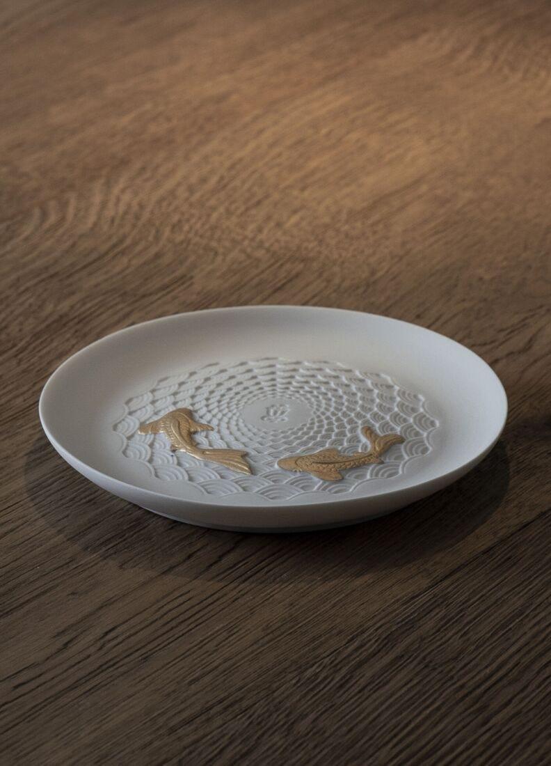 Lladro Plato Koi. Lustre Dorado