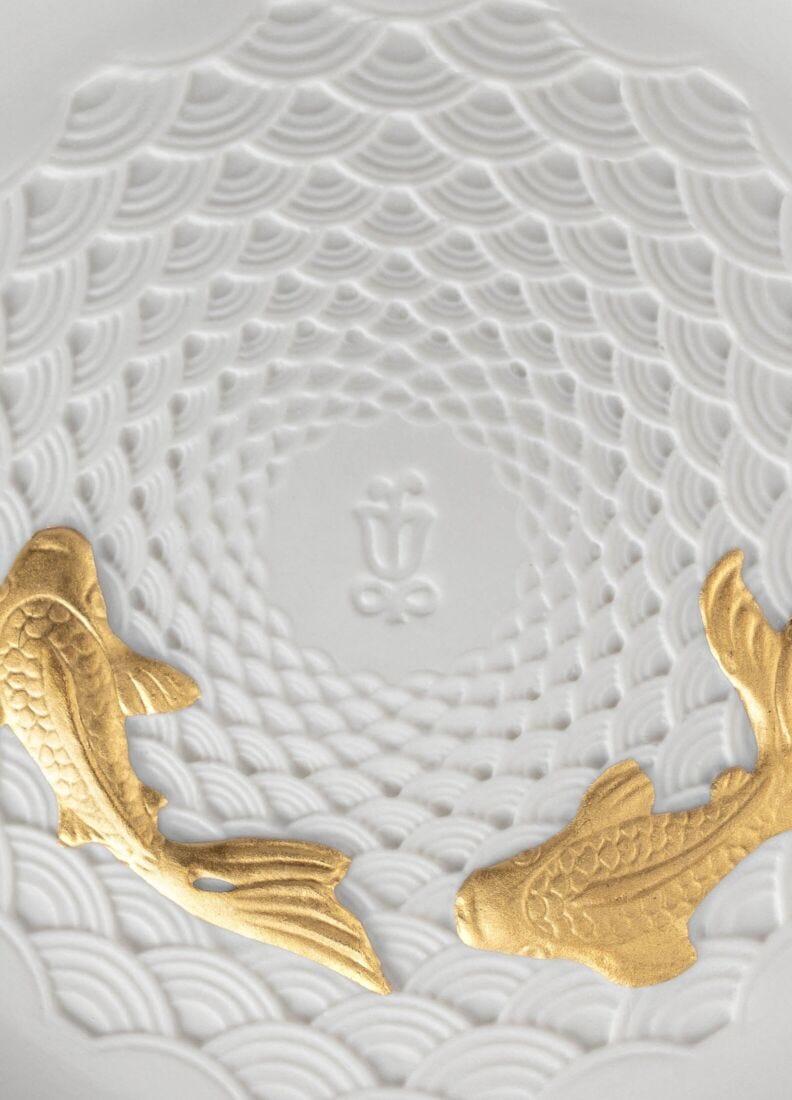 Lladro Plato Koi. Lustre Dorado