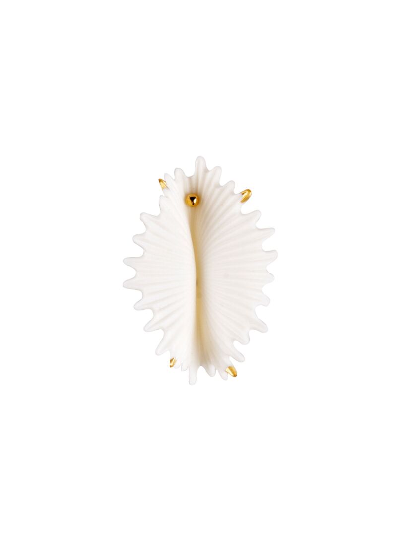 lladro Pendiente grande Actinia. Blanco y lustre oro