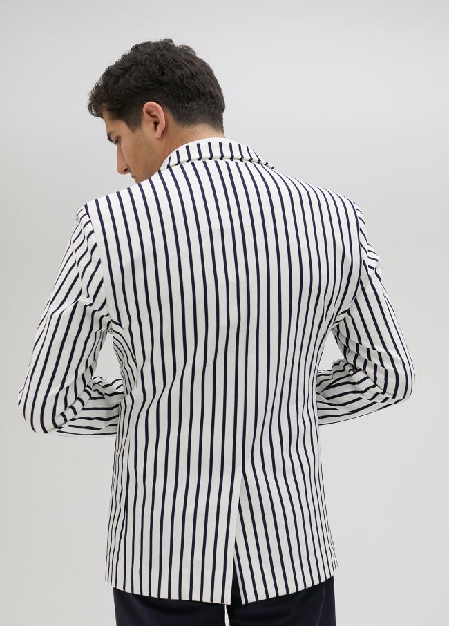 Lola Casademunt Blazer De Hombre De Punto Y Rayas. Limited Edition