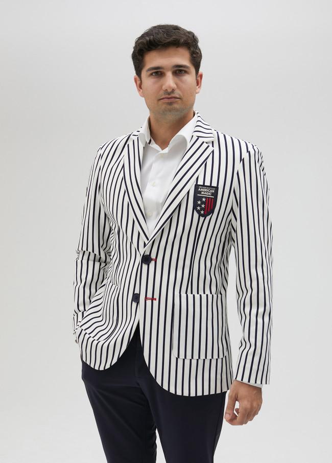 lola casademunt Blazer de hombre de punto y rayas. Limited Edition