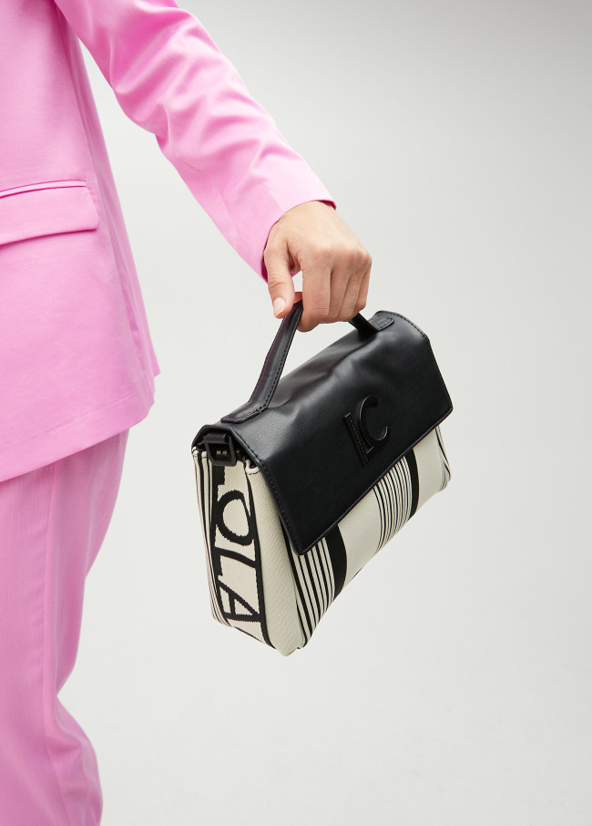 Lola Casademunt Bolso Bandolera En Canvas Con Solapa