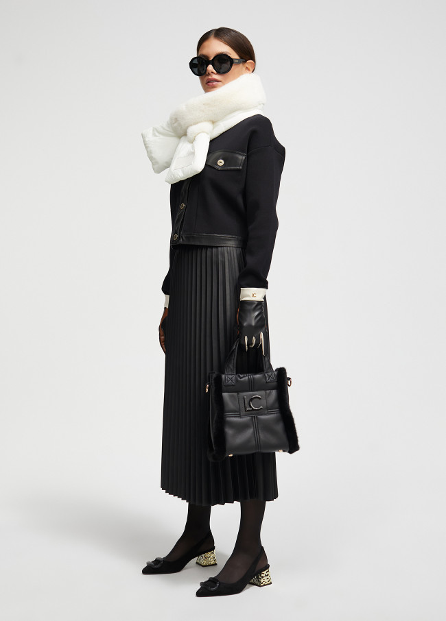 Lola Casademunt Cuello Acolchado Y Pelo Efecto Piel