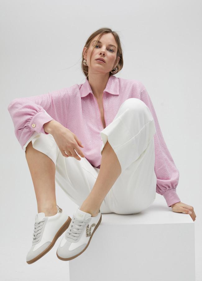 Lola Casademunt Deportiva Detalles Efecto Glitter Y Leopardo