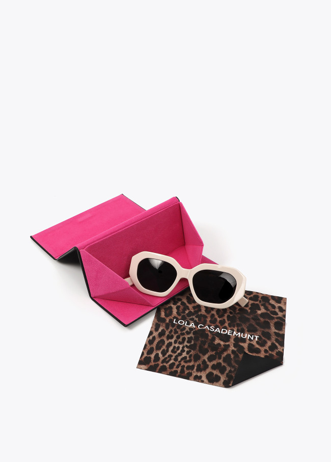Lola Casademunt Gafa Hexagonal Detalle Animal Print