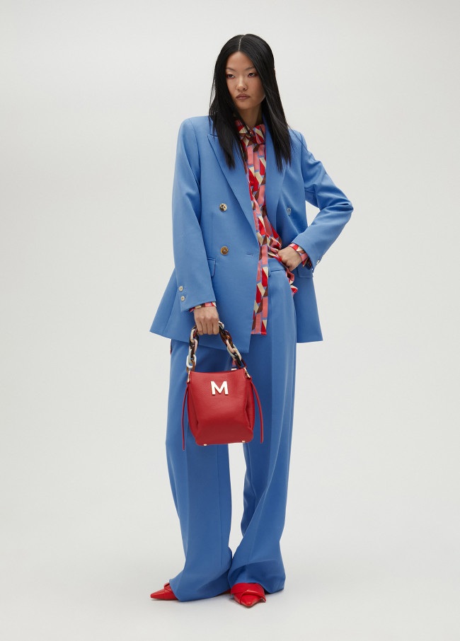 Lola Casademunt American Cruzada Azul