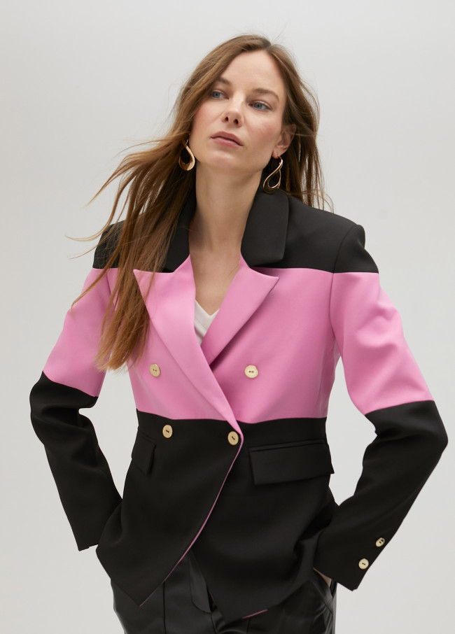 lola casademunt Americana cruzada bicolor