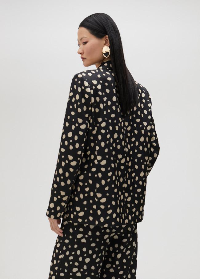 Lola Casademunt Americana De Topos Irregulares