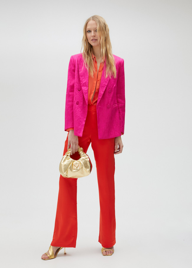 Lola Casademunt Americana Efecto Rugoso