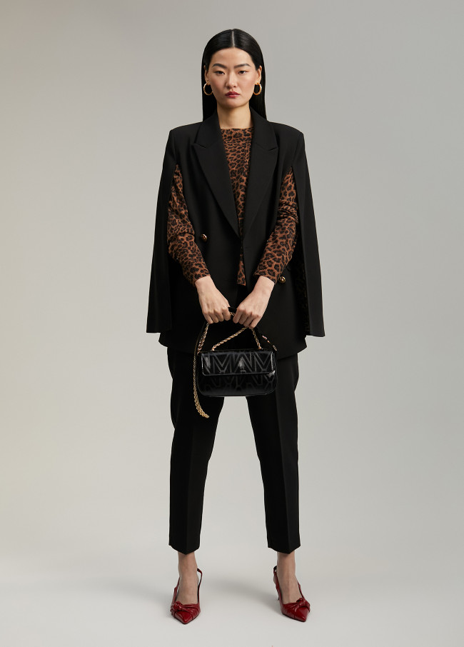 Lola Casademunt Blazer Tipo Capa