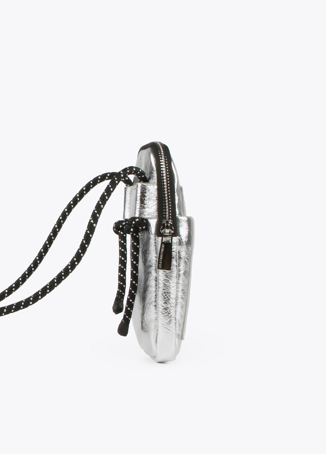 Lola Casademunt Bolsito Porta Móvil Metalizado