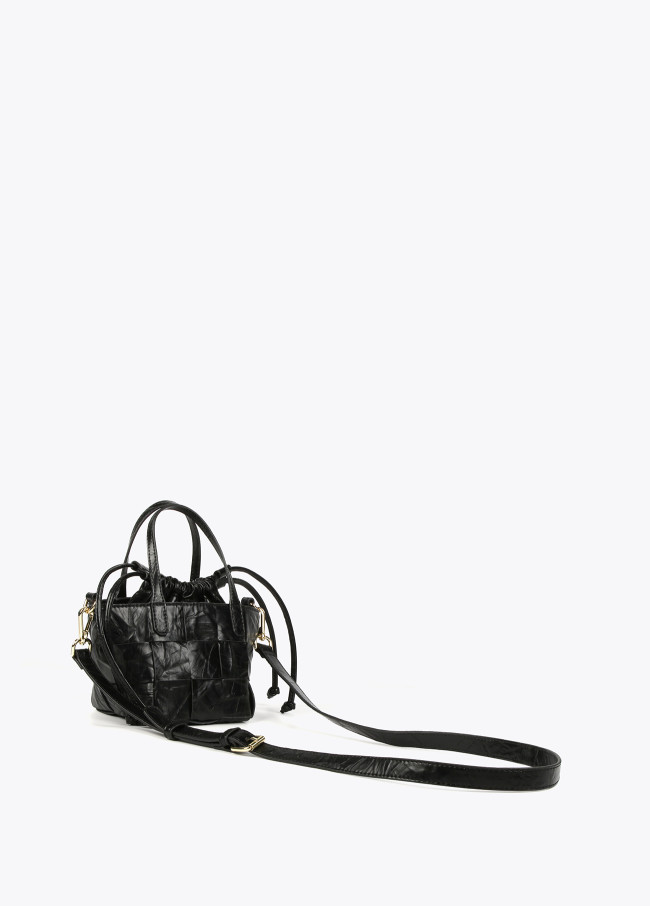 Lola Casademunt Bolsito Trenzado Con Textura