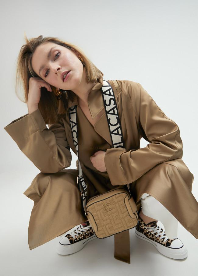 Lola Casademunt Bolso Bandolera Camera Bag